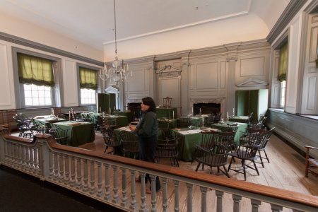 De ruimte in Independence Hall waar de grondwet is getekend